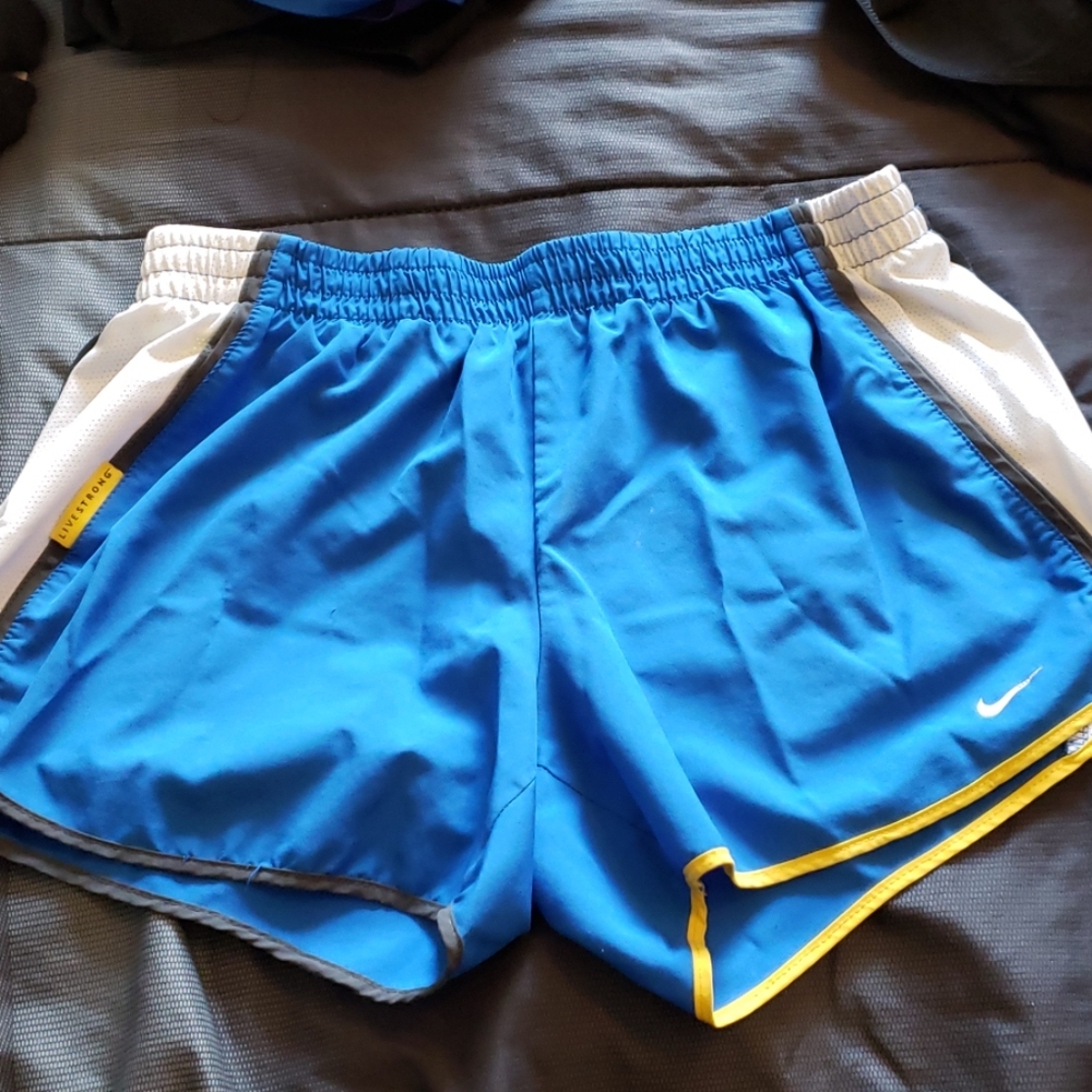 Running shorts